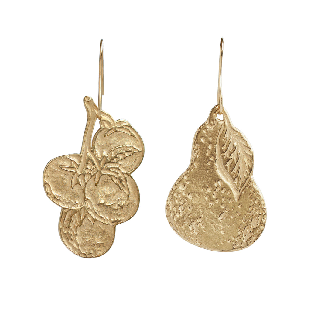 Seasonal Earrings in Gold